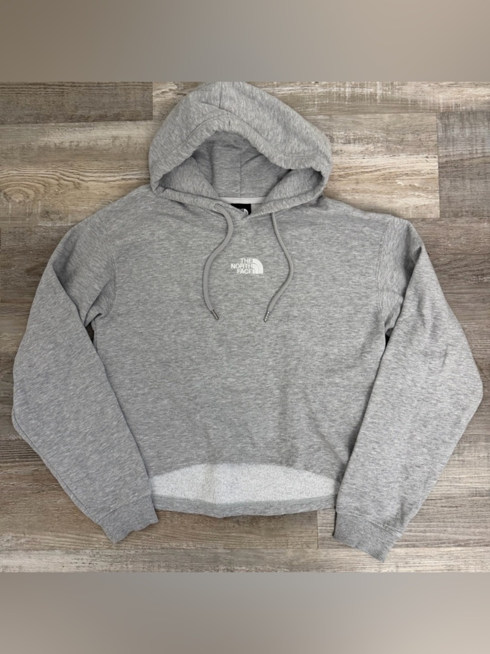 The North Face Women’s Cropped Hoodie-size Medium *NEW w/o tags*
